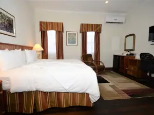 Cara Lodge Hotel