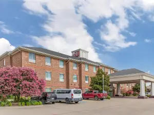 Best Western Plus Waxahachie Inn  Suites