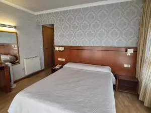 Hotel Hhb Pontevedra Confort