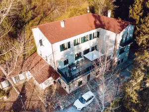 Peares Center Chalet