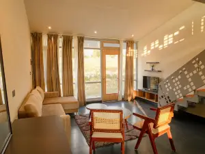 Bir Valley Retreat