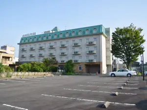 城堡飯店-鈴鹿中央