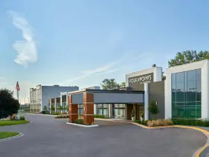 Four Points by Sheraton Point Edward Sarnia