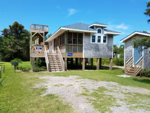 Charming Cottage with Outdoor Living and Crows Nest - Delightful Retreat