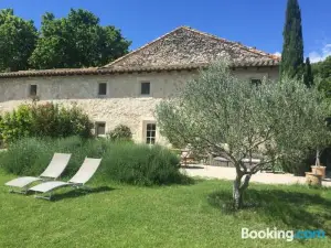 Maison de Charme Dans Domaine Viticole du 17ème