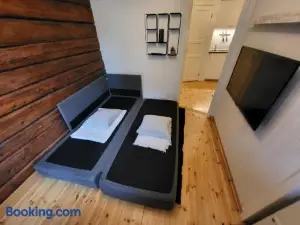 Mars Modern and Cozy Apartment in the centre, Free Parking