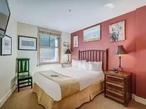 ซิลเวอร์ มิลล์ 8173-1 ห้องนอน-เดินไปยังทางลาด! เด็กเล่นสกีฟรี! 1 ห้องนอน คอนโด โดย เรดอว์นิง