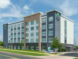 Holiday Inn Express & Suites MALL OF AMERICA - MSP AIRPORT by IHG