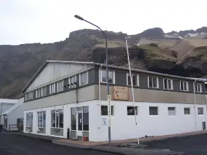 1908 Hostel by Tröll
