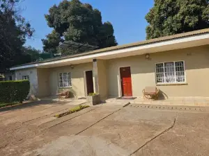 Avon Garden Lodge