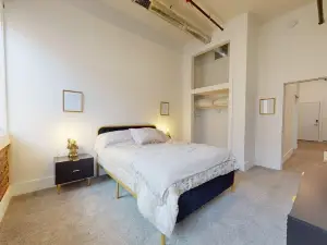 Charming 2-bedroom apartment in the Historic Downtown Grand Island