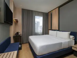 Ibis Surabaya Tidar
