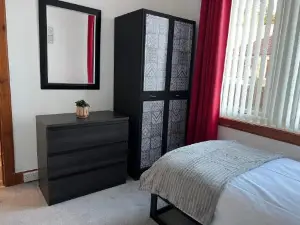 Lomond View Apartment