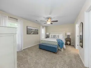 3 Br Home | Hot Tub | Pet Friendly | New Bern