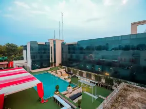 Bel-La Monde Hotel NH8 at 6km from IGI Airport Delhi