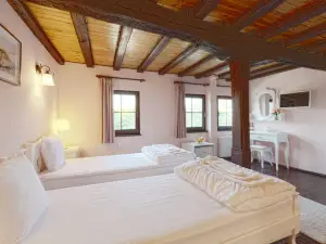 HiStory Inn Unique Guest House