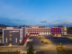 Holiday Inn Express & Suites Anchorage - Midtown by IHG