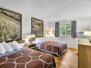 Super 8 by Wyndham East Stroudsburg/Poconos