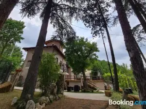 "il Casaletto" Agriturismo Moderno, Vista Panoramica e Cibo Spettacolare- Scurcola Marsicana