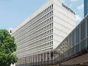 紐瓦克賓州車站希爾頓逸林酒店