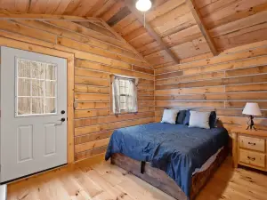 Patoka Lake Cabin-Lake Pointe Cabin #1-Hoosier National Forest