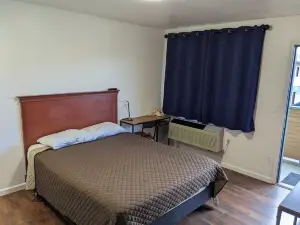 K&E Motor Inn