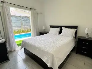 La tranquilidad te espera · Casa Violeta con piscina privada