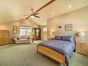 'ห้องเช่าวันหยุดบนยอดเขา' ที่ Ukiah!