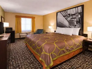 Super 8 by Wyndham Pasadena