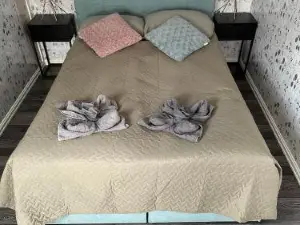 Cozy Room with Kitchen Near the Lake