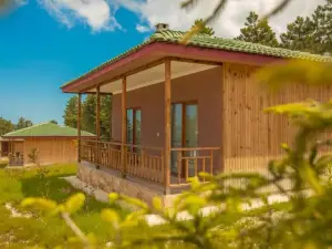 เมย์ วิลลาส โรงแรม