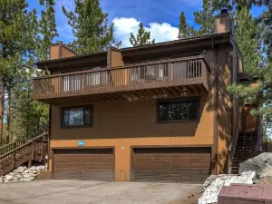 Heavenly Haven - Hot Tub + Seasonal Hoa Pool