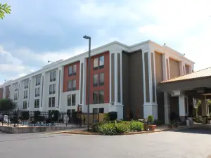 Holiday Inn Express FORSYTH by IHG
