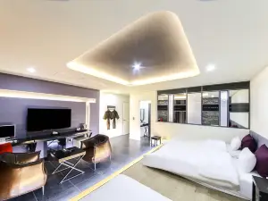 Muan Hotel the K