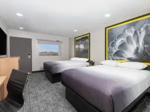 Super 8 by Wyndham Lubbock Airport