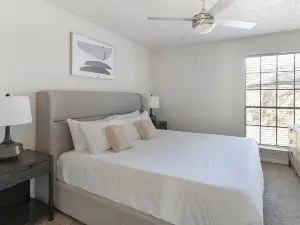 Landing Apartments Near Southridge