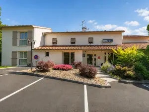 Logis Hotel le Petit Casset