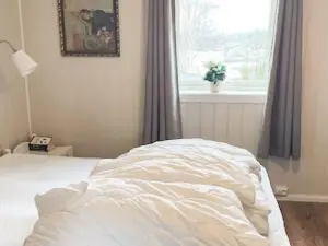 8 person holiday home in hauglandshella