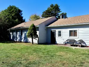 Near Detroit Metro Area New Baltimore Home!