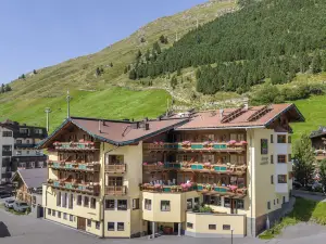 Natur-&Alpinhotel Post