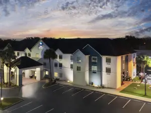 Best Western Auburndale Inn  Suites
