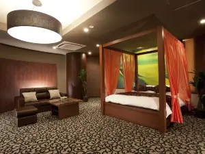 โรงแรมอัลฟ่า เกียวโต (สำหรับผู้ใหญ่เท่านั้น)