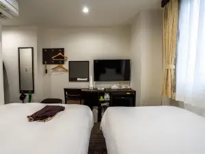 南酒店