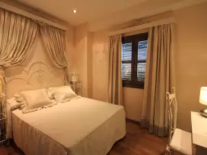 Casa Baños de la Villa