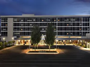 JB Duke Hotel