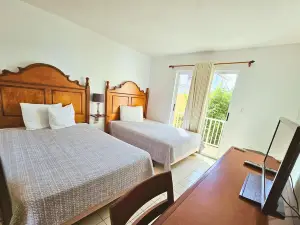 Selva Boutique Hotel - Luquillo Oceanfront Retreat - Adults Only