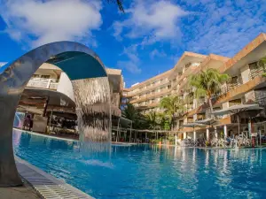 Esmeralda Praia Hotel