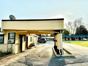 Skyland Motel