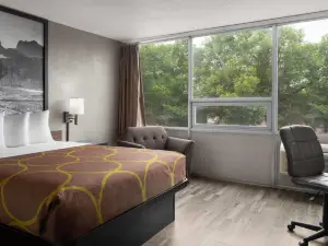 Super 8 by Wyndham Great Falls City Center