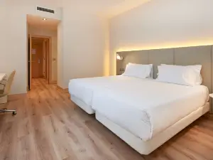 NH德烏斯托飯店